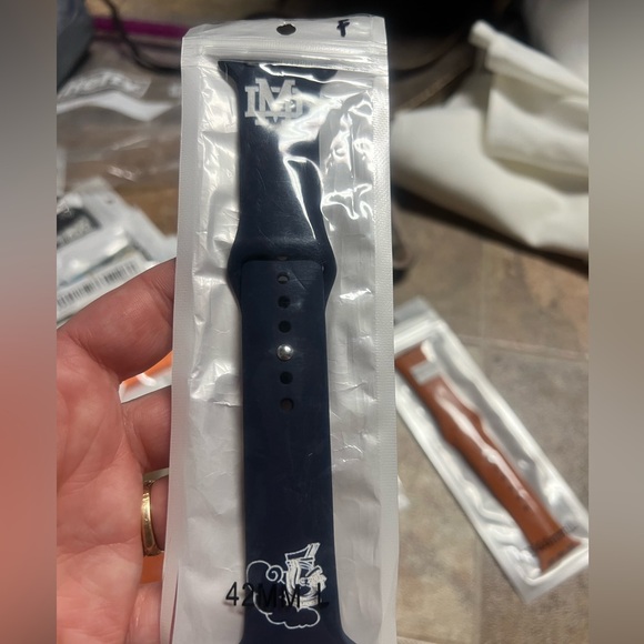 Watch band - Picture 1 of 1